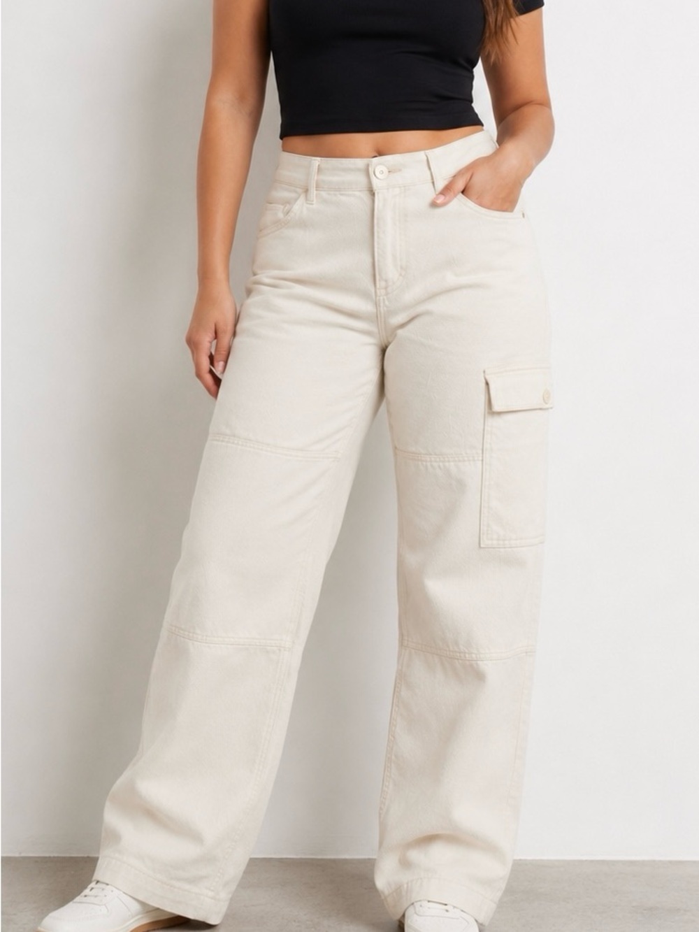 Reformation Off-White Wide-Leg Cargo Pants